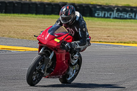 anglesey-no-limits-trackday;anglesey-photographs;anglesey-trackday-photographs;enduro-digital-images;event-digital-images;eventdigitalimages;no-limits-trackdays;peter-wileman-photography;racing-digital-images;trac-mon;trackday-digital-images;trackday-photos;ty-croes